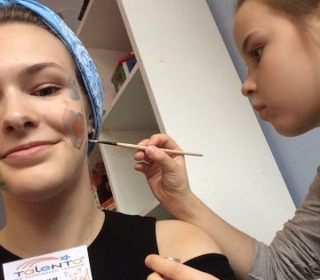 У нас хорошие преподаватели